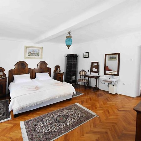 Baroque Villa Near Bled - Resort Vidmar Lesce  Eksteriør billede
