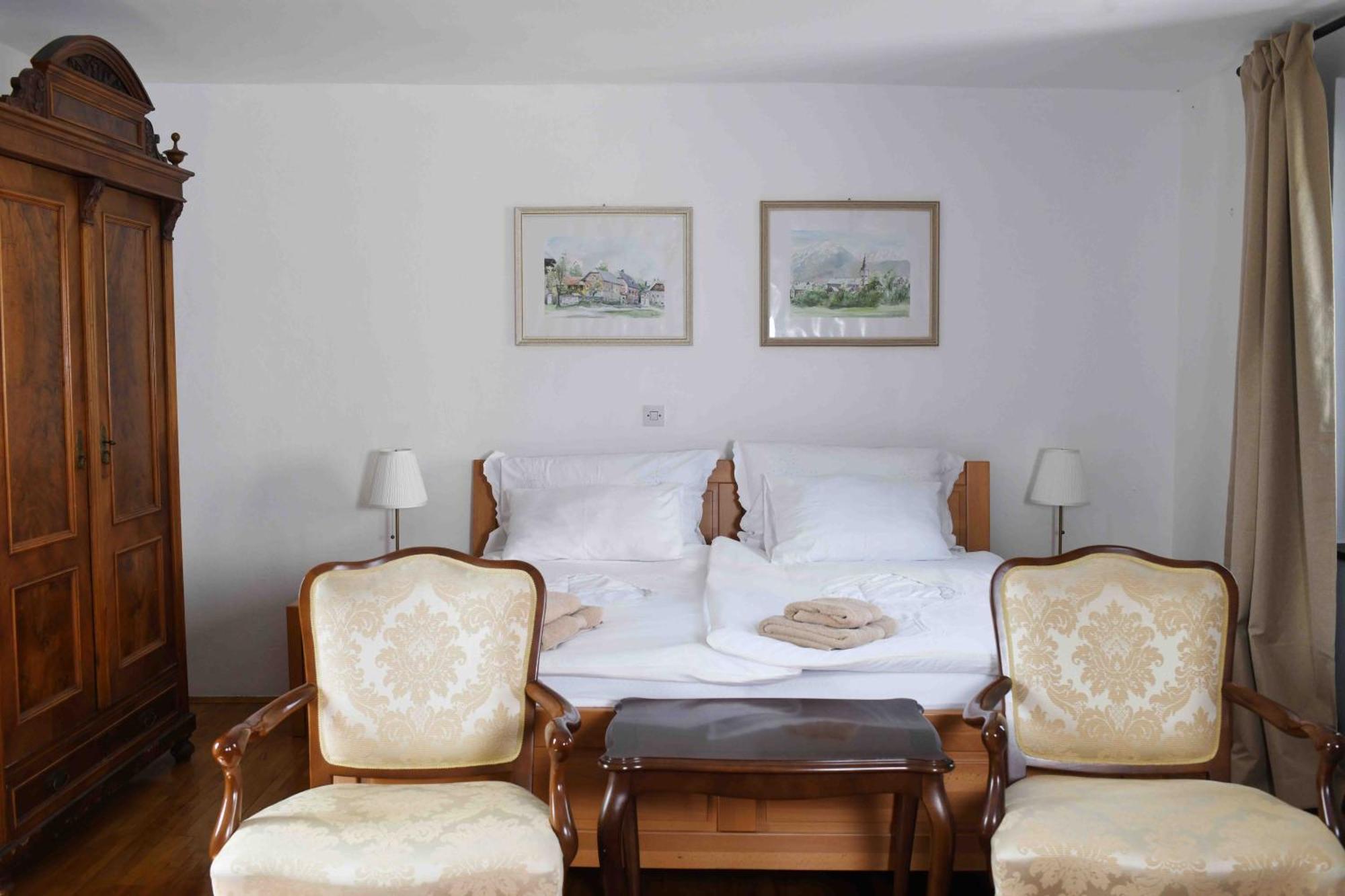 Baroque Villa Near Bled - Resort Vidmar Lesce  Eksteriør billede